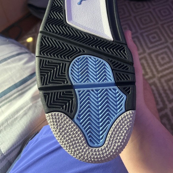 Jordan retro 4 university blue - Picture 6 of 11